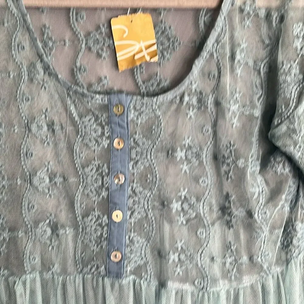 Suzanne Betro Gray Sheer Lace Crochet Long Top Medium